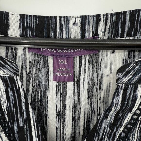 New GLORIA VANDERBILT Womens 3/4 Sleeve Shirt Size XXL Crochet V-Neck Loose Top - Picture 2 of 7